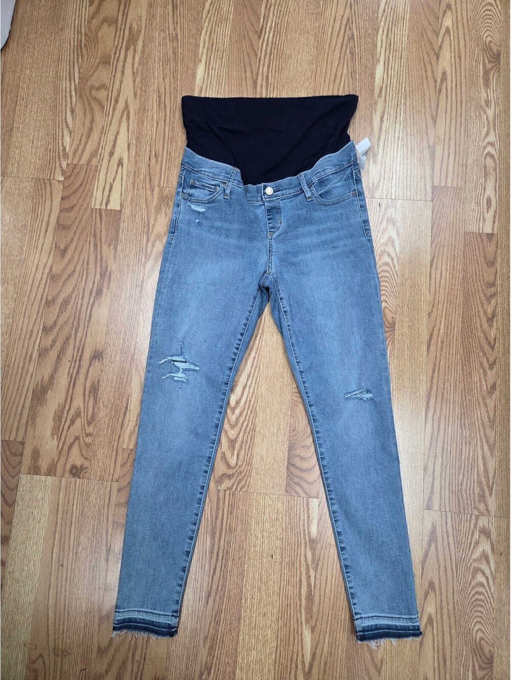 NWOT Gap Maternity Denim Jeans Favorite Jeggings.  Size 29/8R